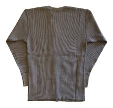 画像2: FREEWHEELERS & CO. ["KNUCKLE BONES" on "AAF 90thBG 400thBSQ" CREW NECKED THERMAL LONG SLEEVE SHIRT #2535008 MEDIUM GRAY size.S,M,L,XL] (2)